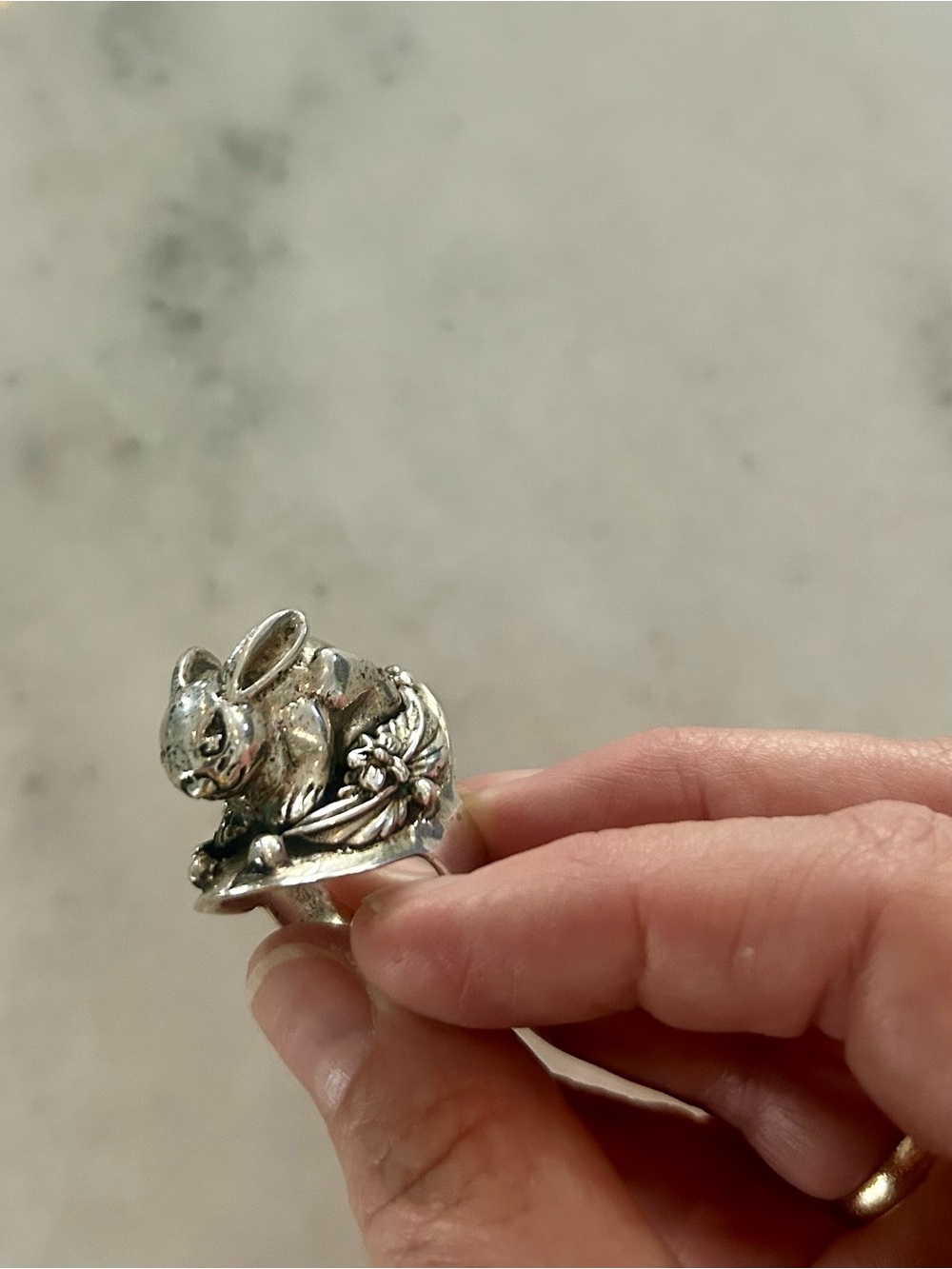 Sterling Silver 3D Bunny Rabbit Floral Sculptural Statement Ring Sz 7.5 Vintage! - Picture 4 of 13